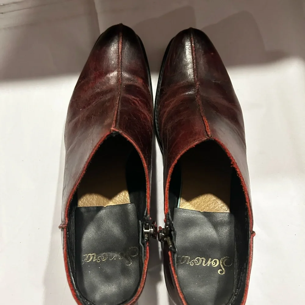 Quinn Red Brown Leather Booties